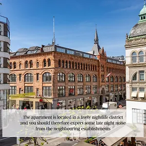 open-and-light-apartment-in-the-heart-of-copenhagen.copenhagenhotelselect.com/